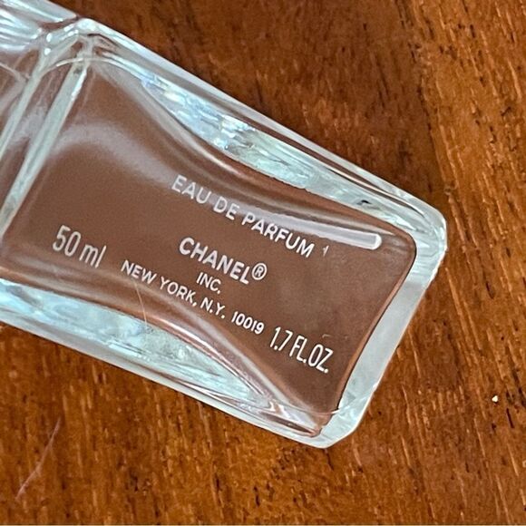 CHANEL Coco Mademoiselle Empty Fragrance Bottle with Gold Accents - Picture 9 of 9